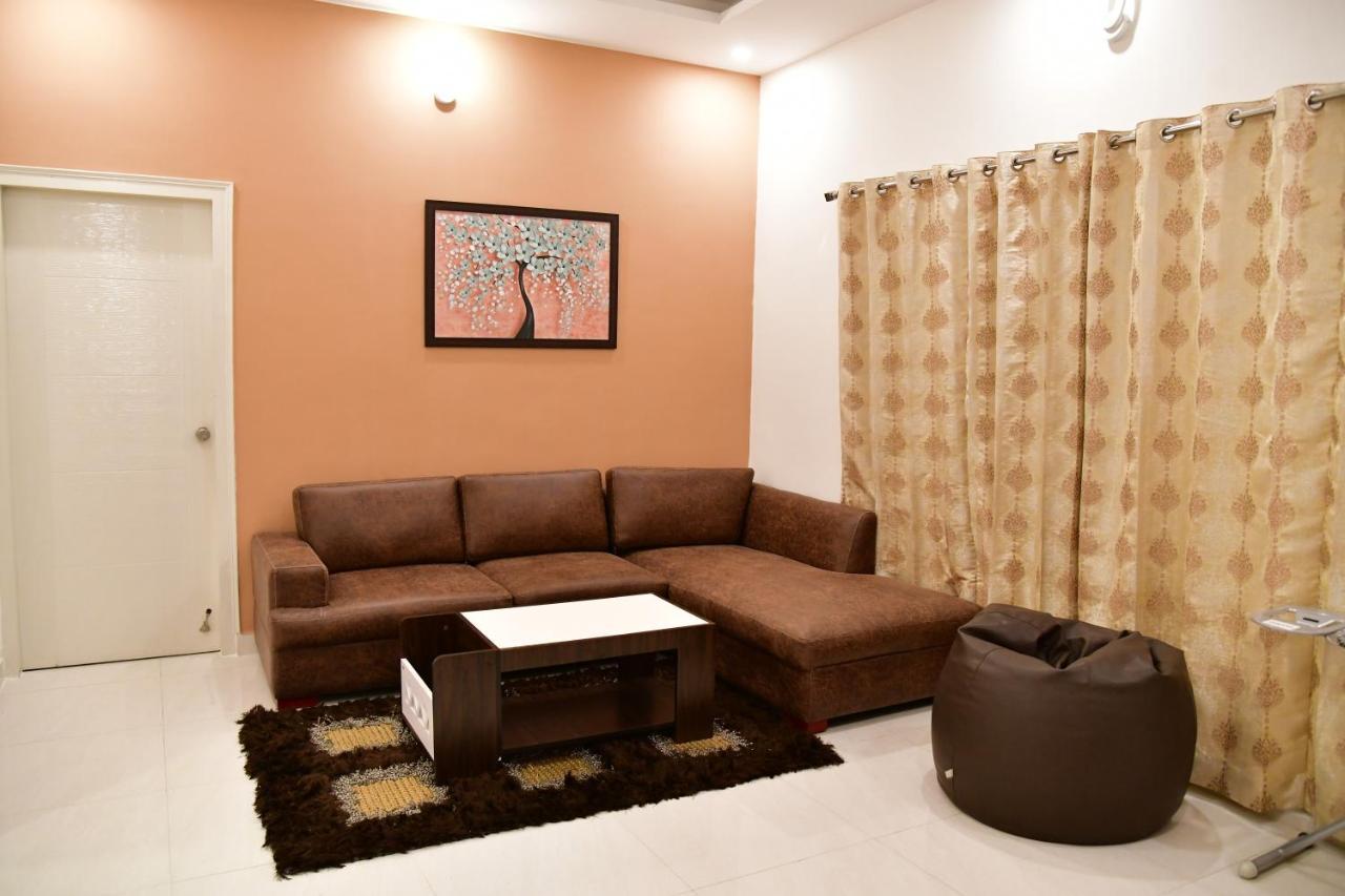 Xcel Luxury Hotel Apartments-Home Living Redefined Mysore Exterior foto
